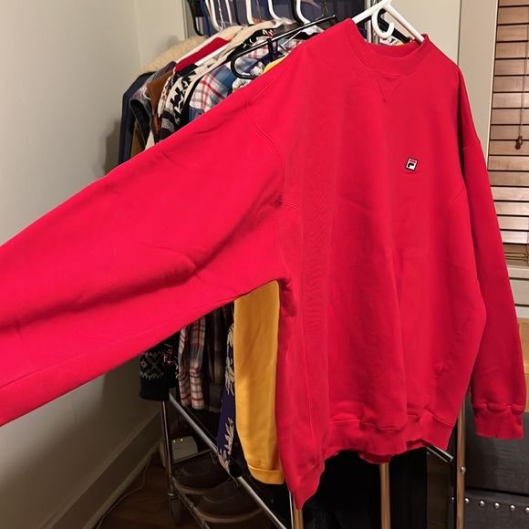 💫LIKE NEW💫 FILA red crewneck sweater - Picture 2 of 4